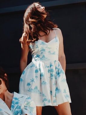 Gianni Bini x DANNIJO Kona Linen Palm Print Mini Dress Light Blue Ivory NWT